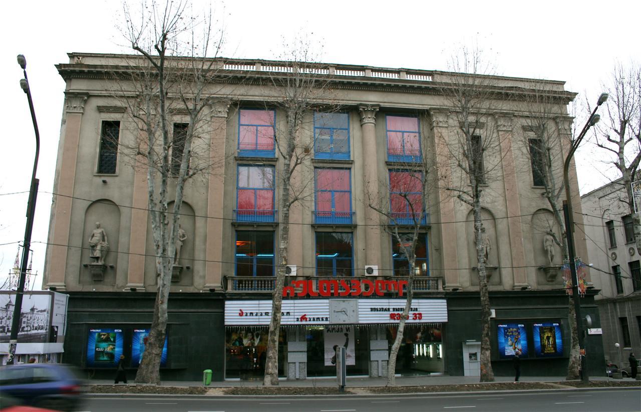 Garden Side Tbilisi Hotel Exterior photo